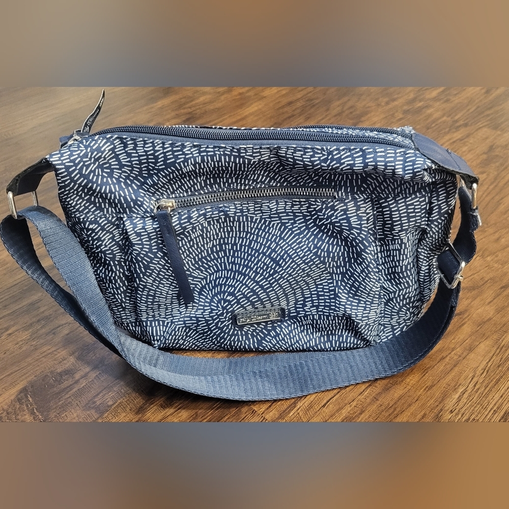 Navy and White Lily Bloom Purse